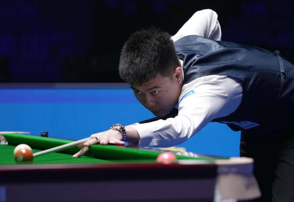 帮助他调整 帮助他调整