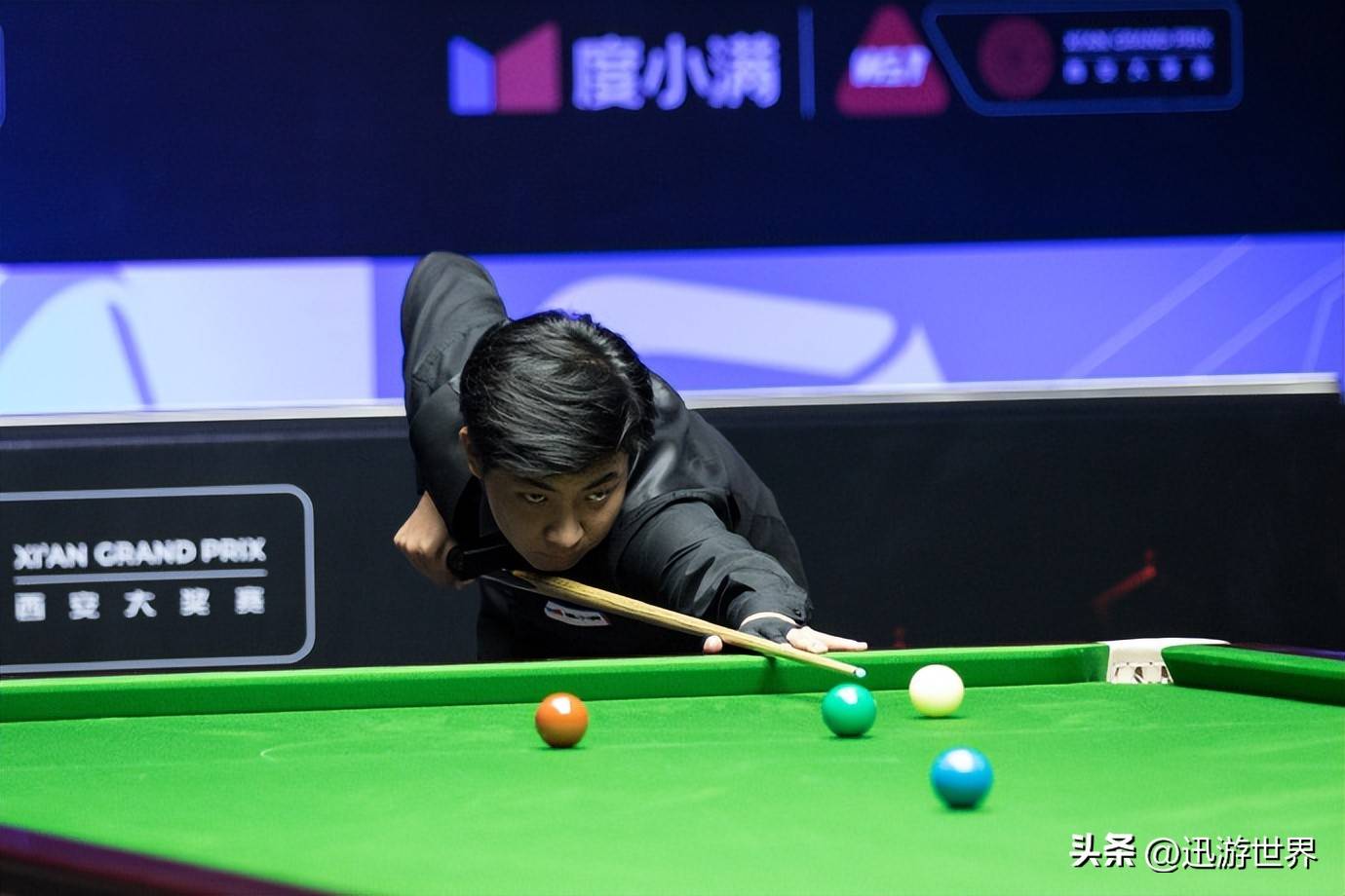 舞台上的竞 舞台上的竞