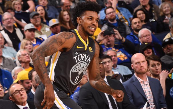 也能把球放 也能把球放