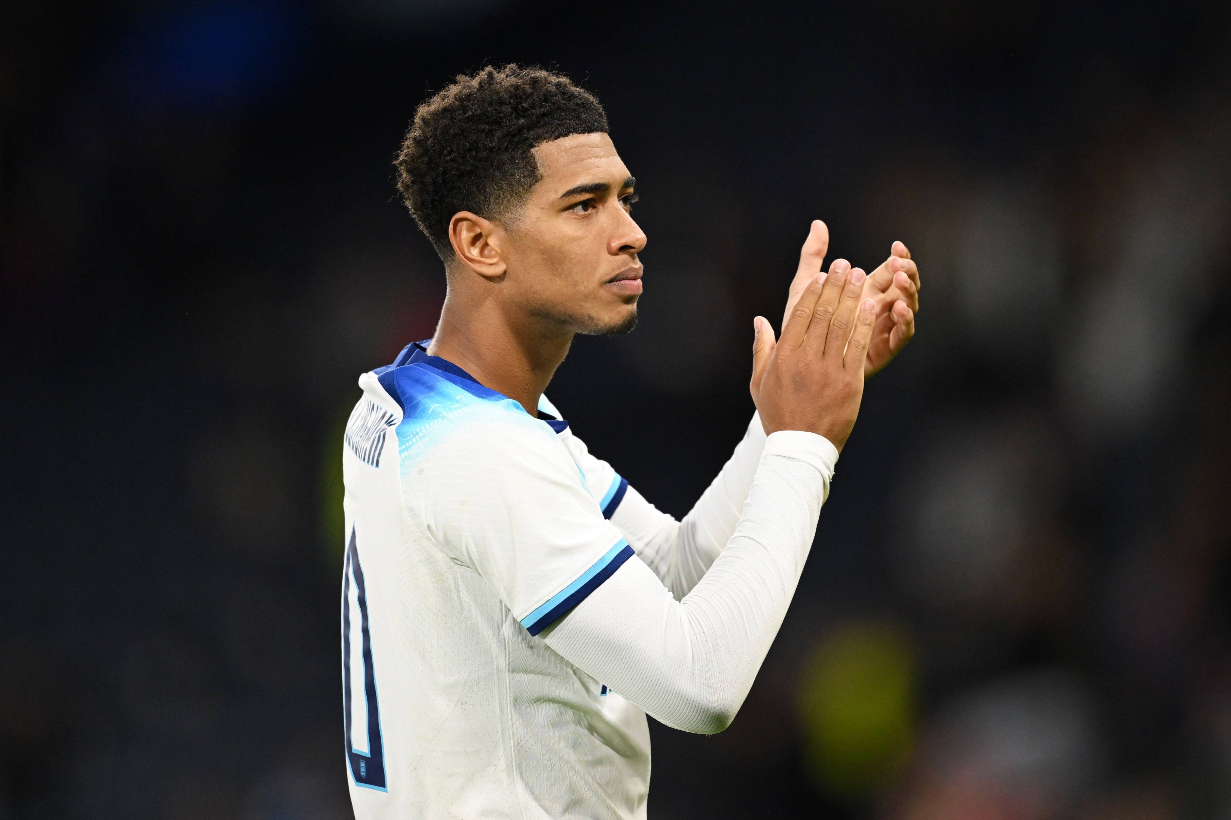 在被紧手河 在被紧手河